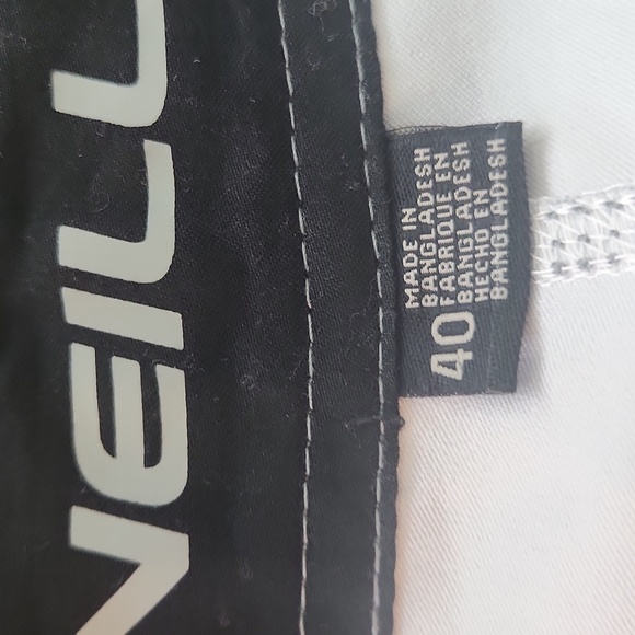 O'Neill Gray and Blue Board Shorts with Tropical Print - Picture 7 of 8